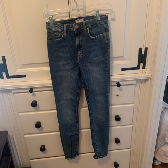 Forever 21 Jeans - Picture 1 of 3